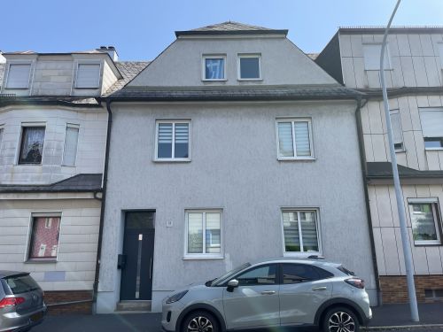 Großes Reihenmittelhaus mit Garten – Einziehen & Wohlfühlen! 